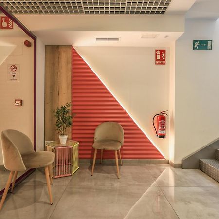 AmazINN Places Blasco de Garay 105 Madrid Exterior foto